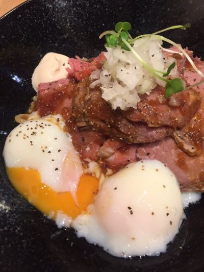 ローストビーフ油そば ビースト