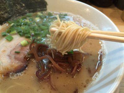  Hakatanagahamarāmenbotan sasadzukaten