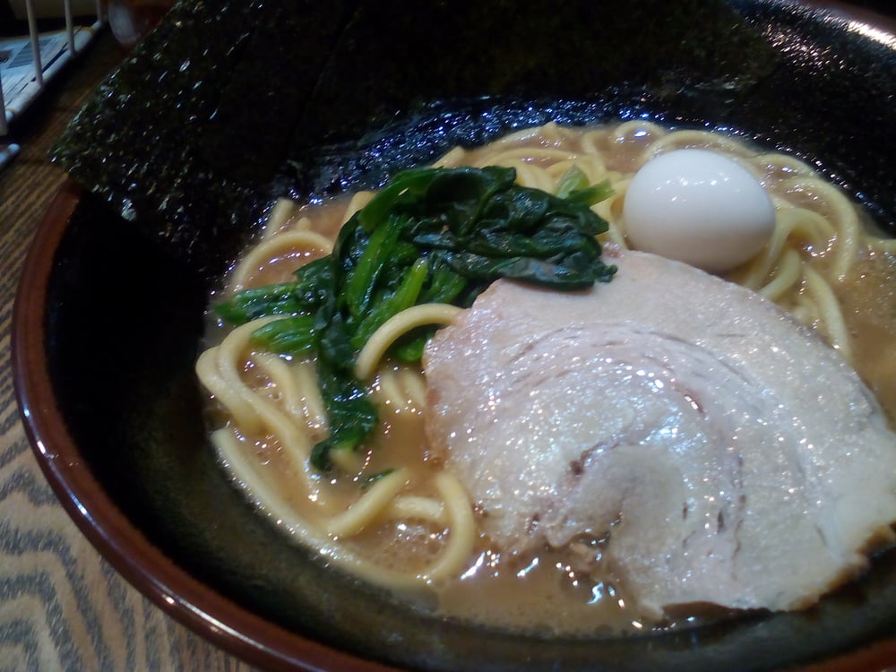 Yokohama kakei Ramen Buta Max Takadanobaba