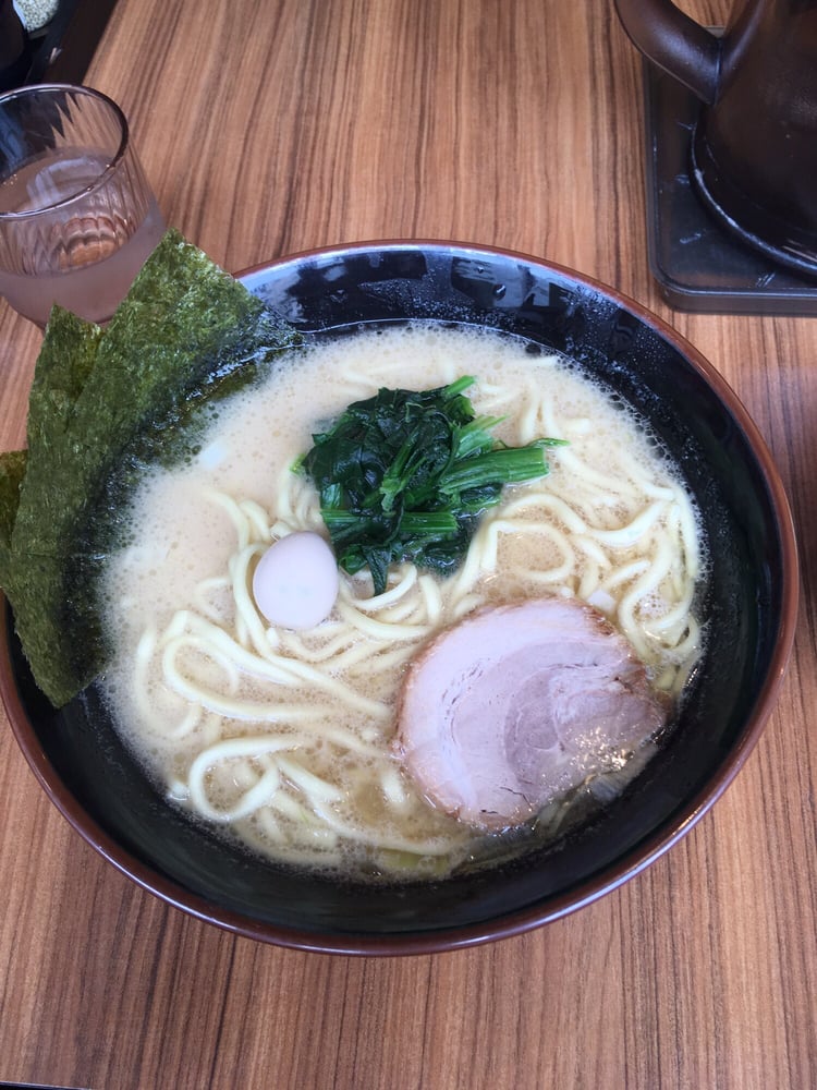 Yokohama kakei rāmen